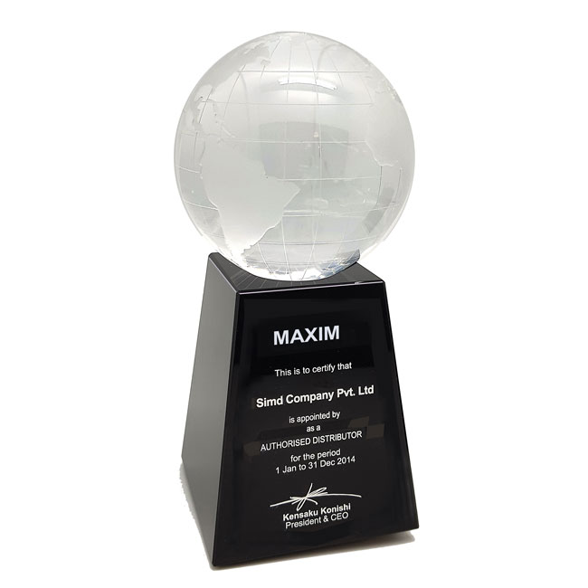 Big Crystal Globe on Black Tone Crystal Base